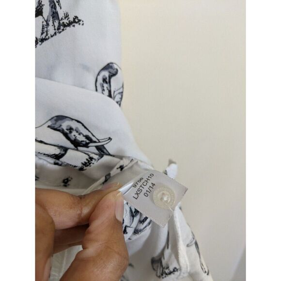 Aeropostale Sheer Elephant Button Front Rayon Hi-Lo Cropped Top Large - Picture 8 of 10